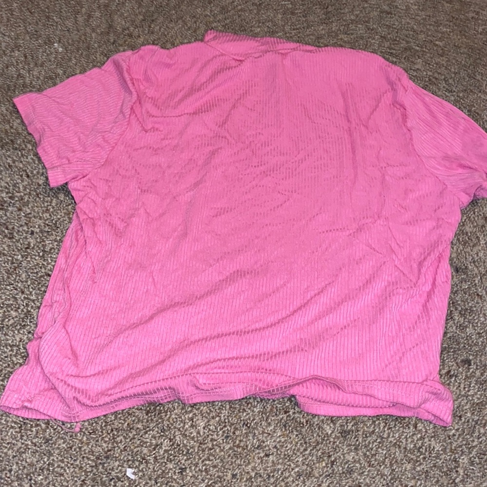 Neon pink crop size XL